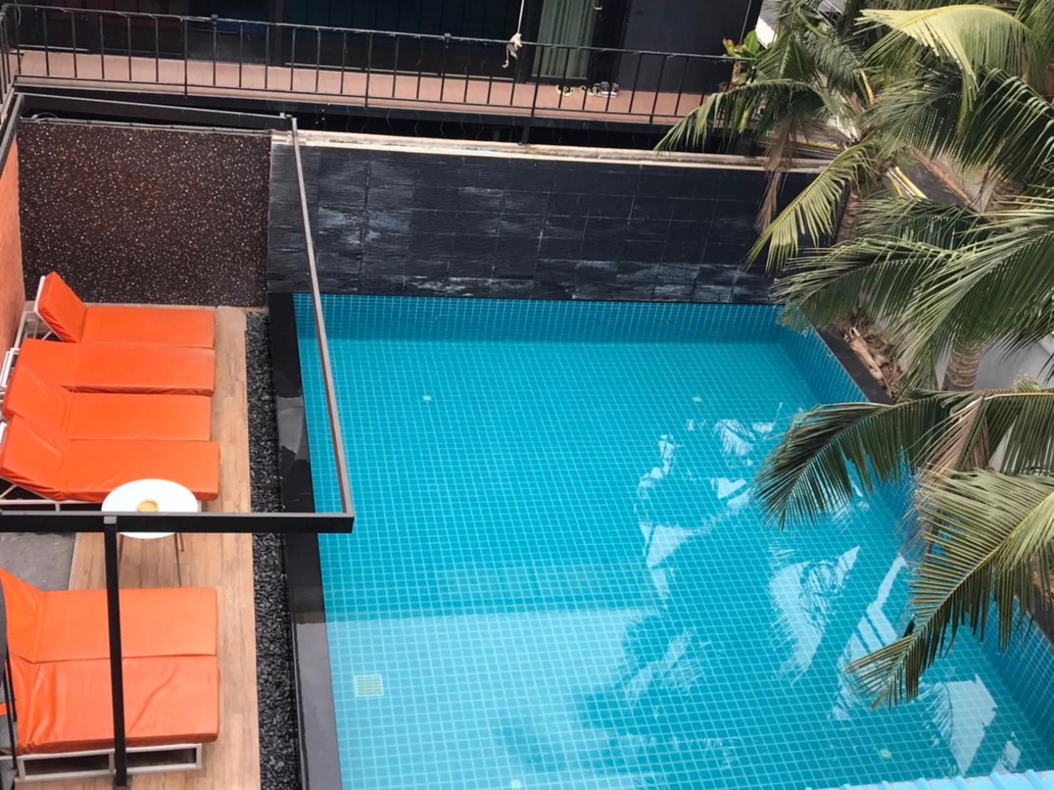 V20 Boutique Jacuzzi Hotel - Sha Extra Plus Bangkok Kültér fotó